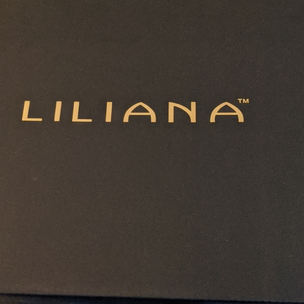 Shoes - Picture 2 of 3